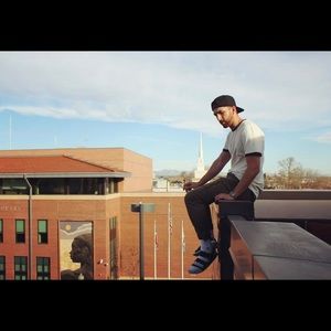 Meet your Posher, Colin